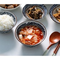 새로 올라오는 대나무의 잎사귀를 형상화한 일본 가정식 스타일 정갈하고 단아하고 스타일리쉬한 붓터치 무늬 밥공기 대접 면기 냉면기 모음