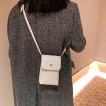 데일리 라이프스타일 누비폰 미니크로스백 잡화 숄더백 미니 가방 캐주얼 여성 토트백 백팩 크로스백