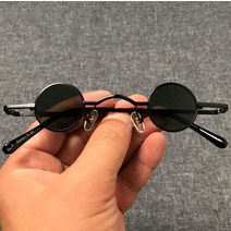 쓸모없는선물 레옹안경 사이파이선글라스 블랙블랙