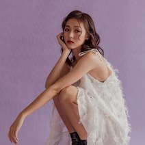 C.ONLIE SHOP여성 깃털 언발란스 뷔스티에 원피스 블랙 화이트 원피스 하객룩 하객원피스