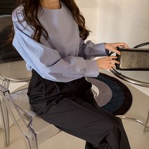 오슈 여성 남심저격 여친룩 심플 퍼프 긴팔 벌룬핏 블라우스