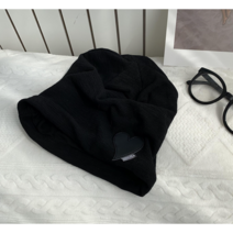 쌓인 모자 게으른 모자 추운 모자