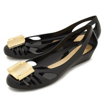 페라가모 버뮤다 젤리 BERMUDA 3CM NERO 0550643 여자 플랫슈즈