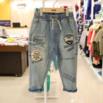 지프키즈 프린팅과 패치가 귀여운~~전체 밴딩으로 편안하게 착용할 수 있어 데일리로 즐기기 좋은*** 그래픽 전체밴딩 쿨데님***