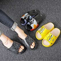스폰지밥 말랑말랑 무소음 슬리퍼 키높이 푹신한 학교 층간소음 캐릭터 실내화, 검정패턴