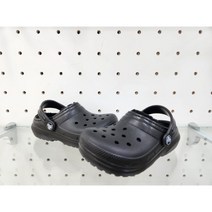 [크록스] 클래식 라인드 클로그 키즈 털샌들 207009-060