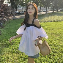 퐁순싸롱 오프숄더 어깨트임 오버핏 청순 배색 블라우스 SY