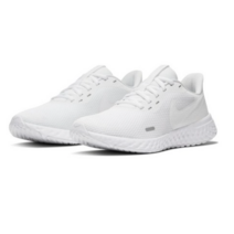 국내매장판 나이키 레볼루션5 화이트 로드 런닝화 BQ3207-104