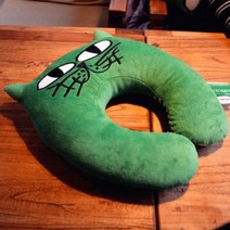 동물 쿠션 바디필로우 사랑스러운 녹색 고양이 새끼 인형 긴 몸 베개 부드러운 봉제 장난감 아이 소녀 소년 생일 크리스마스 선물 개, 1.U pillow 1pc