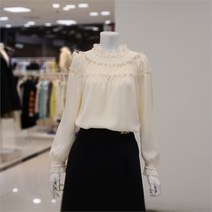 린 NC09 프릴 블라우스 LGBLMA9700