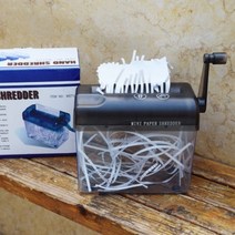 Mini Manual Paper Shredder A6 Office Document Destroyer Receipts Tickets Thick Cardstock Cutting Mac, Black