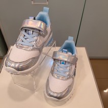 슈펜키즈 가볍고 아주 편한 ~~@@겨울 왕국 엘사 운동화(라이팅)