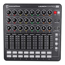 노베이션 Launch 컨트롤XL MkII 에이블톤 라이브 컨트롤러 블랙 믹싱 마스터링 작곡 녹음 팟캐스트 스트리밍 스튜디오, XL, 제어 장치