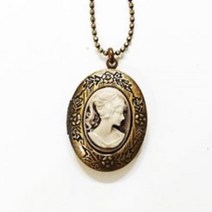 [필수생활아이템] 촬영소품 빈티지 사진목걸이 로켓목걸이 OVER LOCKET 03-018
