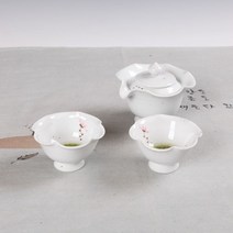 백자 연꽃잎 여행다기