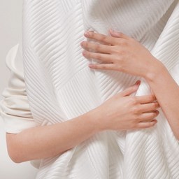 여름철 필수 아이템! 호무로 쿨네스트 냉감이불로 시원한 밤을 보내세요