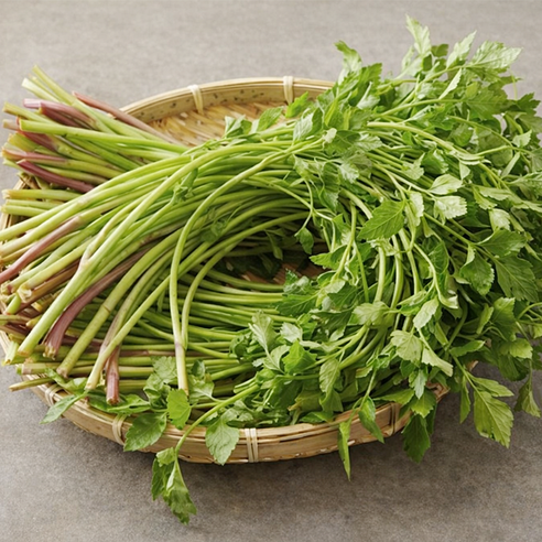 향긋한 청도 미나리 삼겹살 제철 생미나리 산지직송 특품 신선 1kg 가정용채소, 200g