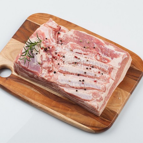 힐링미트 통삼겹살 대용량 2kg 2개 김치찜 볶음용 보쌈수육 구이용 추천, 4kg, 1개