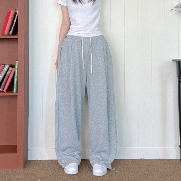 나타났다 사계절 인생템  3size 쓰리턱 와이드 트레이닝바지 사이드턱 핀턱 스트링 팬츠