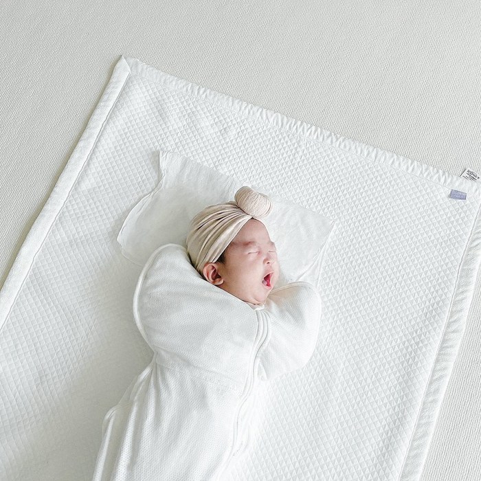 아기침대패드 아기 쿨매트 인견 메쉬 신생아 침대 패드