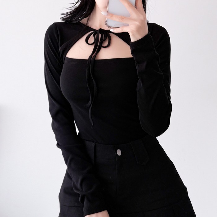 글램디브 버느가 가슴트임 리본 긴팔 티셔츠 AB1556