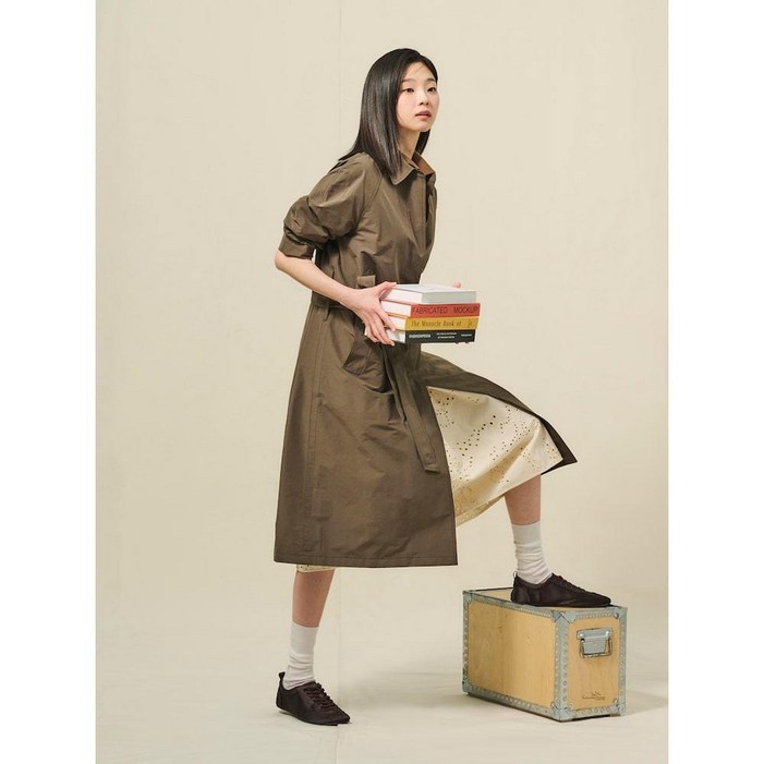 백화점 빈폴 레이디 재킷 빈폴레이디스 라이트 롱 트렌치 코트 카키 BF533TC02H 봄 여행 선물 도시 에지