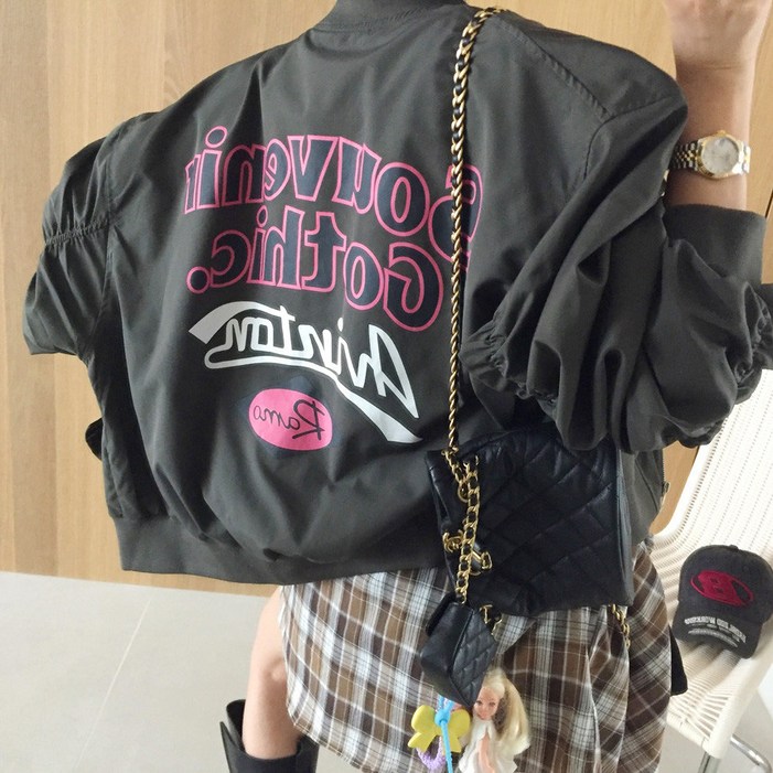 [아이미마인] 캡틴 영문 레터링 패턴 노카라 소매셔링 루즈핏 블루종 항공점퍼 (3color)