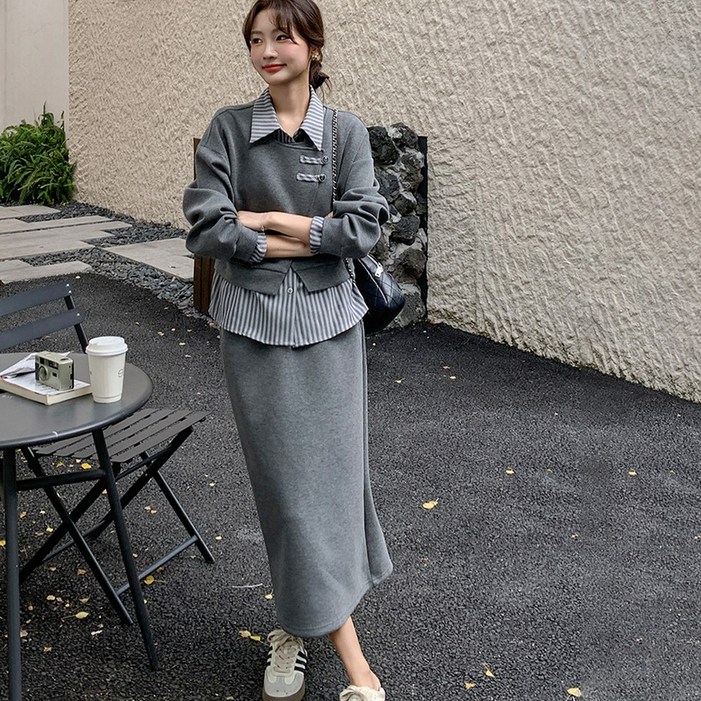 웨일쓰 여성 맨투맨 치마 투피스 가을 신상 페이크 레이어드 스트라이프 배색 긴팔 상의 루즈핏 밴딩 롱치마 체형커버 데일리룩 오피스룩 셋업 수트 투피스