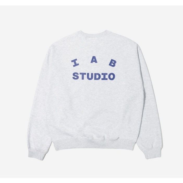 아이앱 스튜디오 스웨트셔츠 라이트 그레이 캐치트렌디