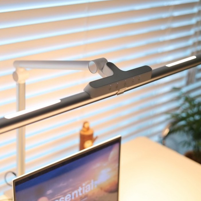 디트렌드 루미나 LED 와이드 스탠드 조명 책상 공부 스탠드 사무용 스탠드 독서등 시력보호, 새틴실버, 기본형클램프타입받침대