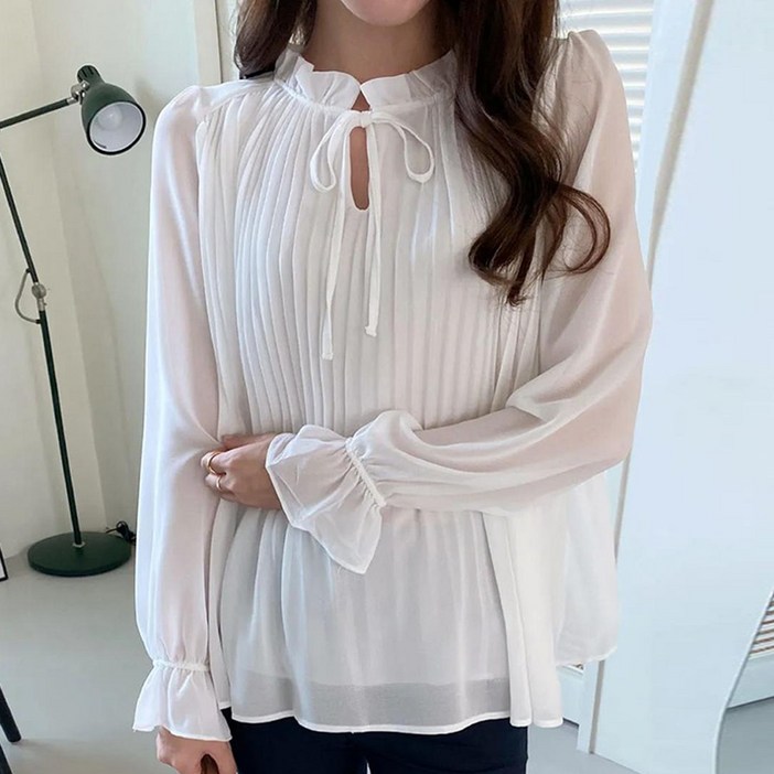 더블유 하늘하늘 리본 플레어 퍼프 블라우스 더블유 하늘하늘 리본 플레어 퍼프 블라우스