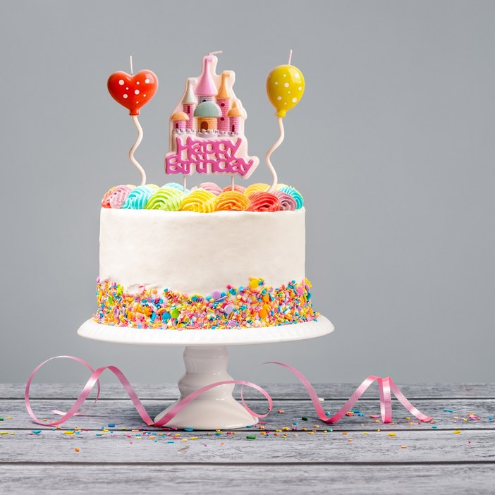 코쿤 캐슬 생일초 생일 이벤트 초 파티용품 케이크데코 코쿤 캐슬 생일초 생일 이벤트 초 파티용품 케이크데코
