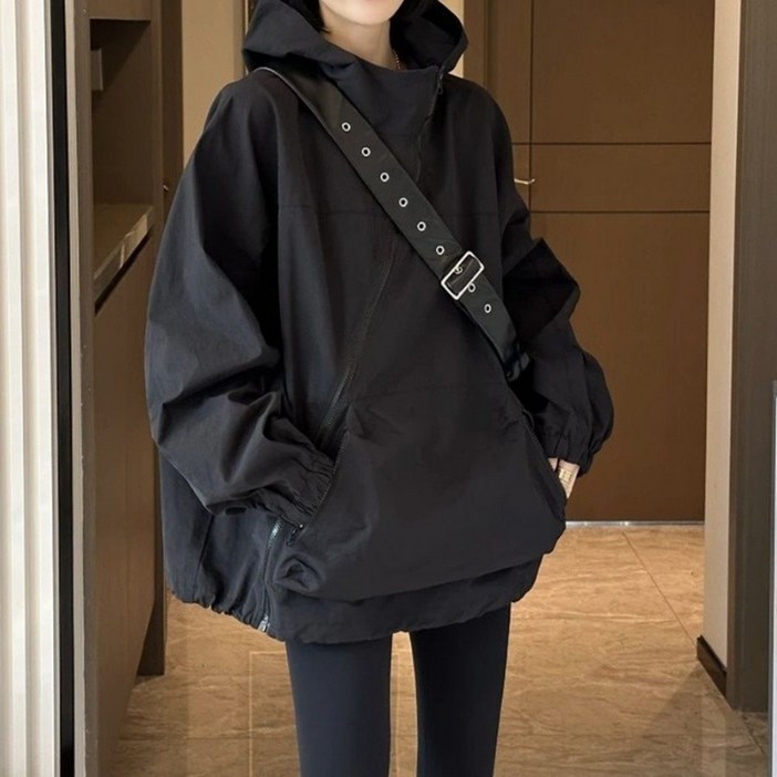 신상 코디 스타일리쉬 루즈핏 바람막이 여 사선 지퍼 마이너 후드 점퍼 여성코트 데님 자켓 봄 가을 긴팔 코디 신상 코디 스타일리쉬 루즈핏 바람막이 여 사선 지퍼 마이너 후드 점퍼 여성코트 데님 자켓 봄 가을 긴팔 코디