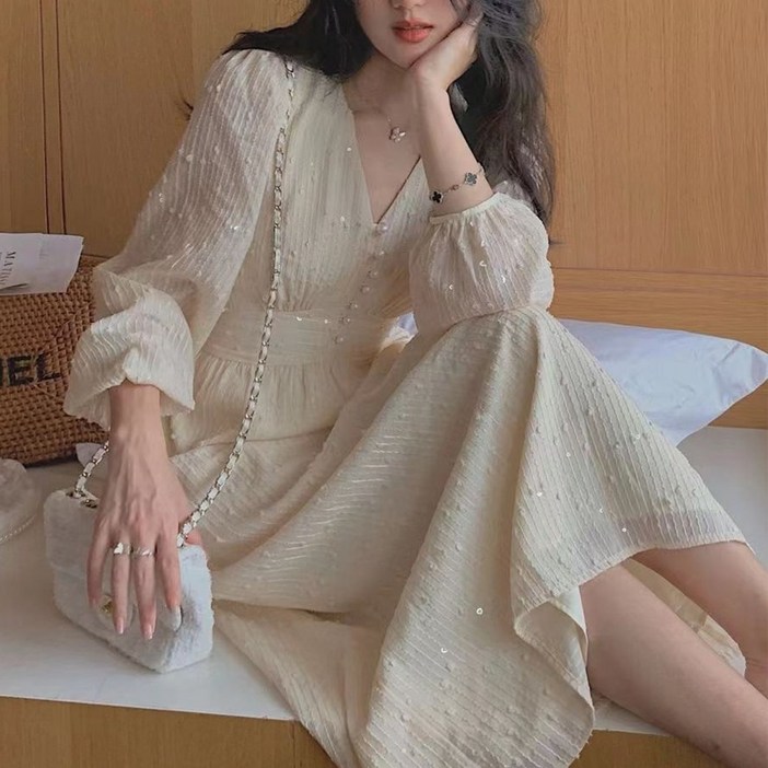 여성 베이지 긴팔 롱원피스 프렌치 빈티지 레이스 패션스톤 브이넥 데일리 원피스 치유쿠