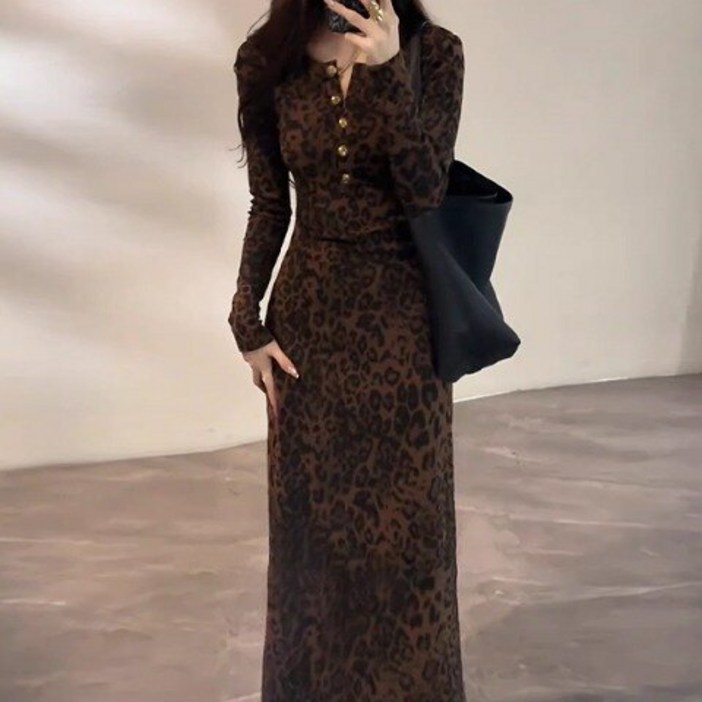 아리엘스타일 레오파드원피스 골드버튼 슬림맥시 드뷔에롱원피스