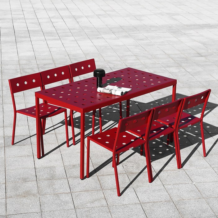 몽테 빅 야외테이블 철제 야외용 카페 정원 테라스 테이블, 아이언레드