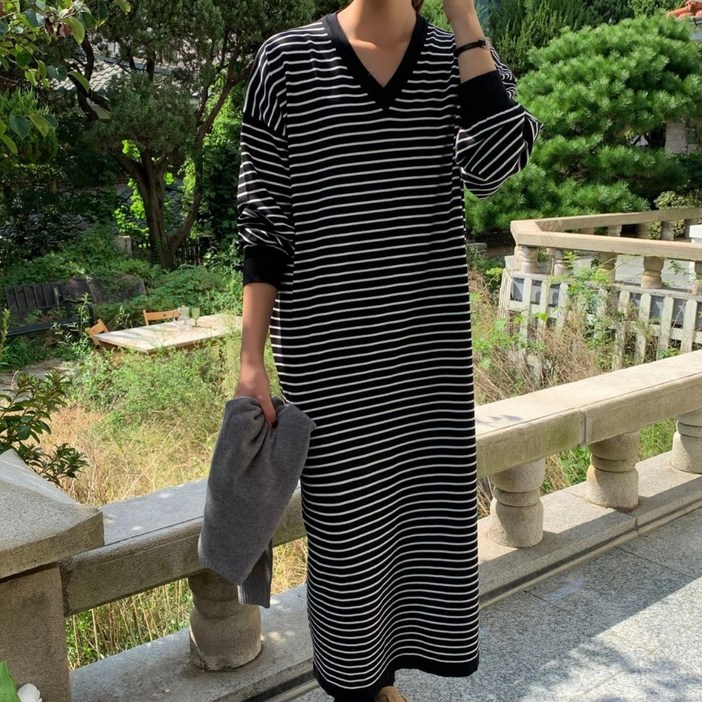 바이위시 브이넥 스트라이프 긴팔 빅사이즈 니트 롱 원피스