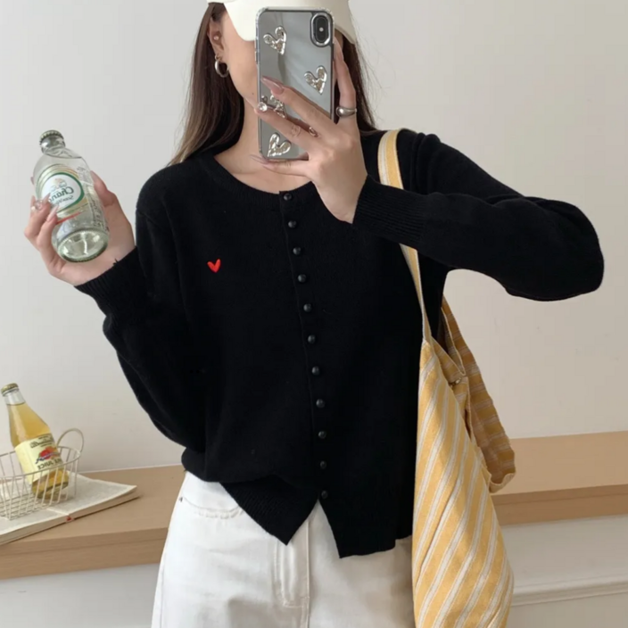 앤드가든 여성 니트가디건 울소재 하트자수