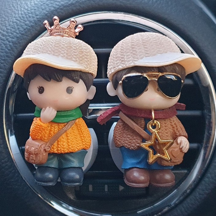 로즈하오 차량용 방향제 황금 스타와 로즈골드 크라운 인형 2개  화이트 자스민 민트 향 1개