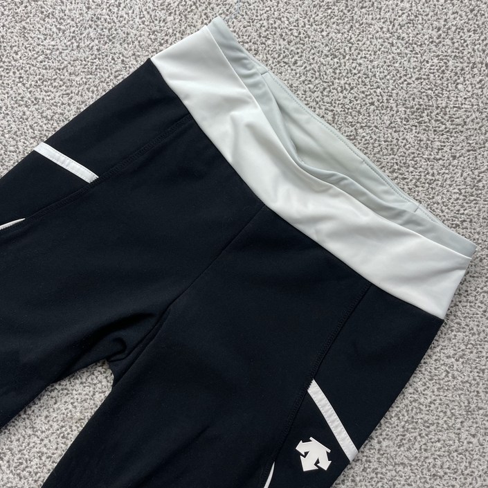 구제의류ㄷㅔ상트 블랙 트레이닝 레깅스 70  빈티지아워 250104