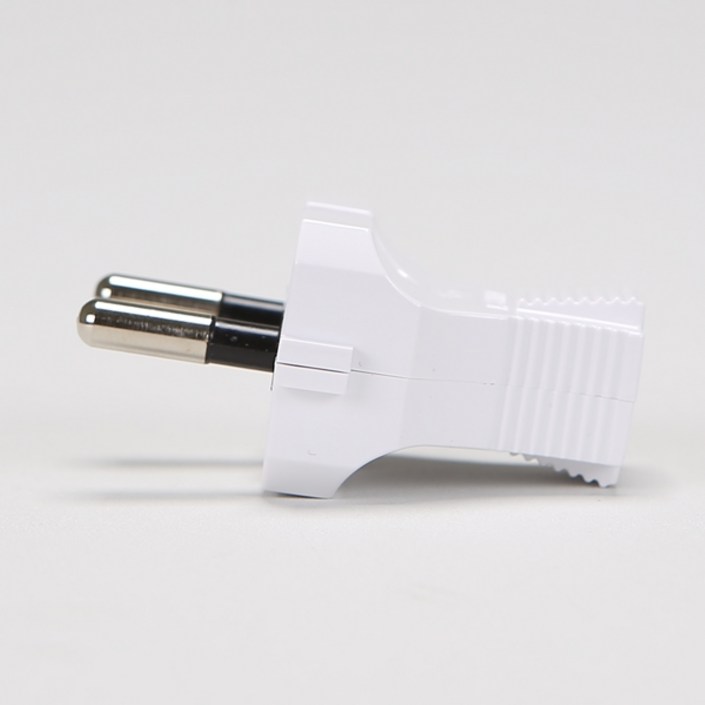 무접지 플러그 220V 일자형 백색 일신전기