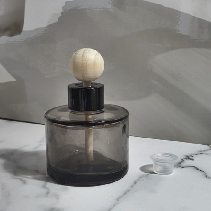 디퓨저용기  원형 컬러 블랙 100ml  사탕볼우드스틱 대 포함 , 블랙, 100ml, 1개
