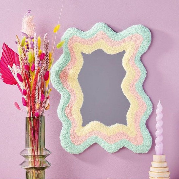 터프팅거울 벽걸이 구름 미러 뽀글이 비정형 벽장식 인테리어 카페