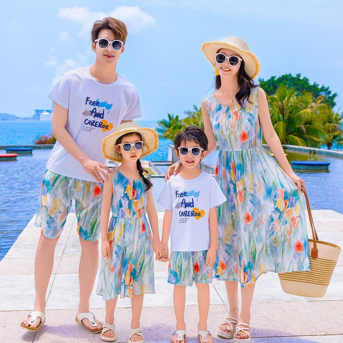 휴먼러브 2025 여름 온가족 패밀리룩 바캉스 커플 시밀러룩 플라워 원피스 티셔츠 비치 웨어 엄마 아빠 아들 딸 3인 4인 단체티 가족세트