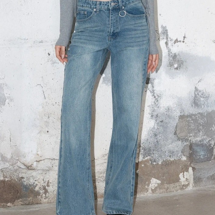 에센셜 플레어 부츠컷 데님 팬츠