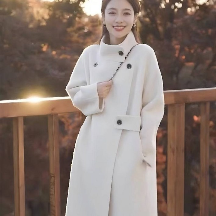 TIMEPURE 여성 프리미엄 하이넥 긴 코트 클래식하고 모던한 실루엣 세련된 따뜻한 아우터 오피스룩과 캐주얼 룩