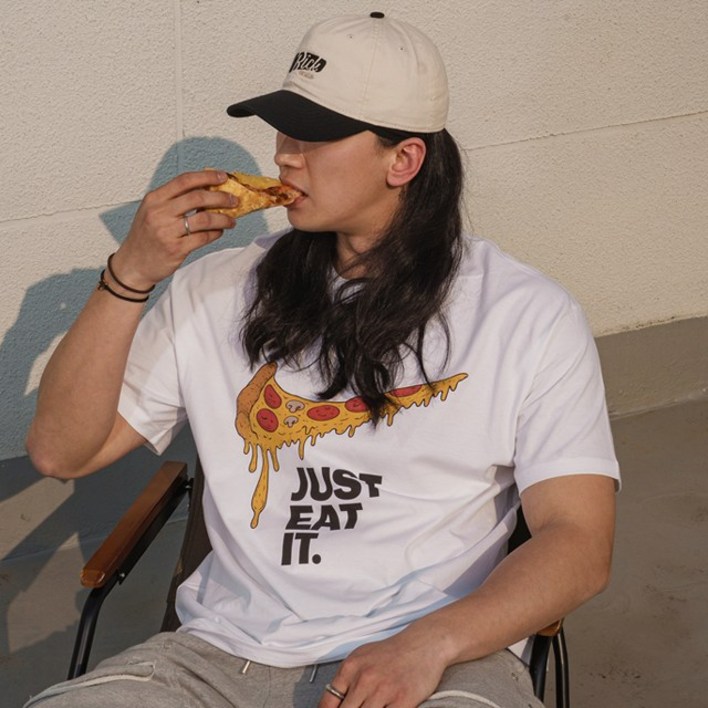 데일리마쥬 킹받는 밈 JUST FOR FUN 패러디 반팔 티셔츠
