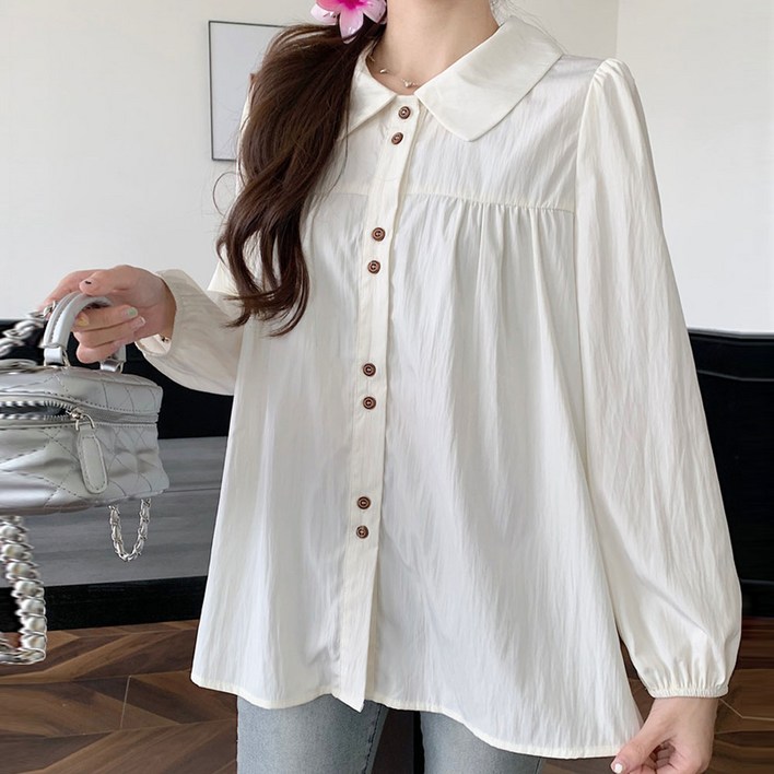 지니우우 J0232A 둥근카라 어깨셔링 포인트 블라우스