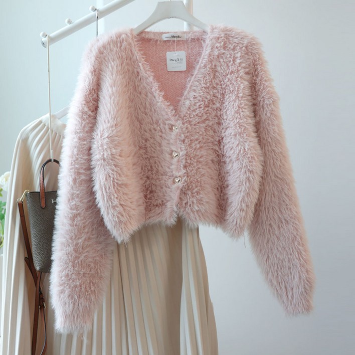 메리앤유 하트 단추 페이크 퍼 크롭 기장 복실 미니 가디건