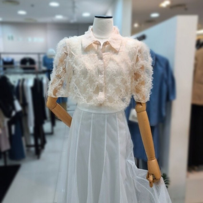 잇미샤 잇미샤 레이스크롭블라우스ITP7YBL720